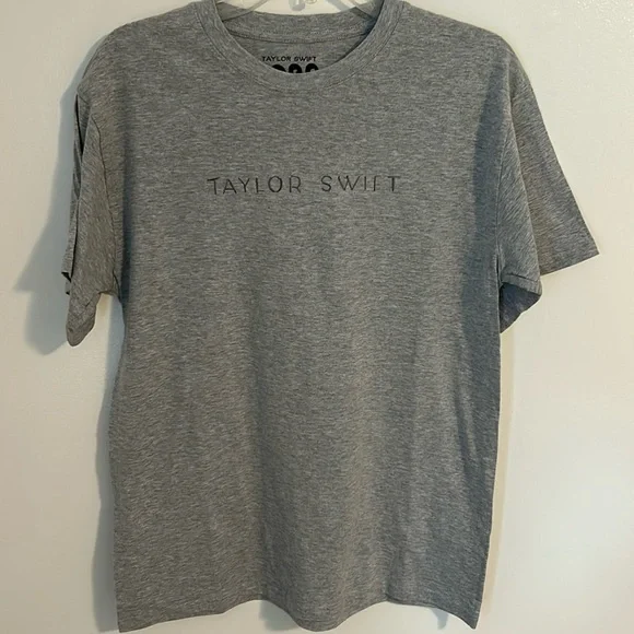 Taylor Swift 1989 Taylor’s Version Gray T-shirt. Size M - Picture 3 of 5
